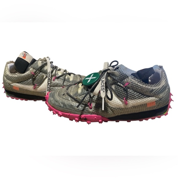Nike x Off-White Women's Waffle Racer - Picture 2 of 5